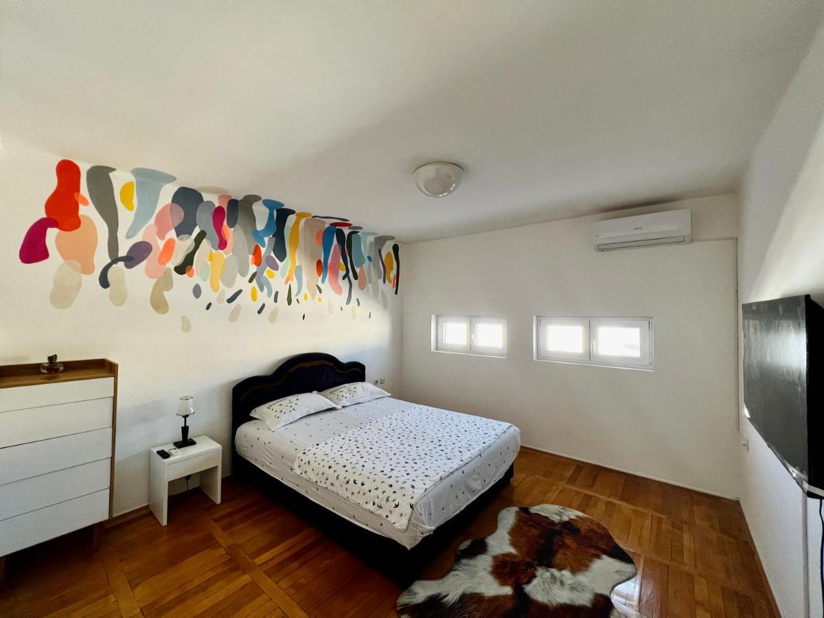City Center Square Deluxe Nest Подгориця Екстер'єр фото