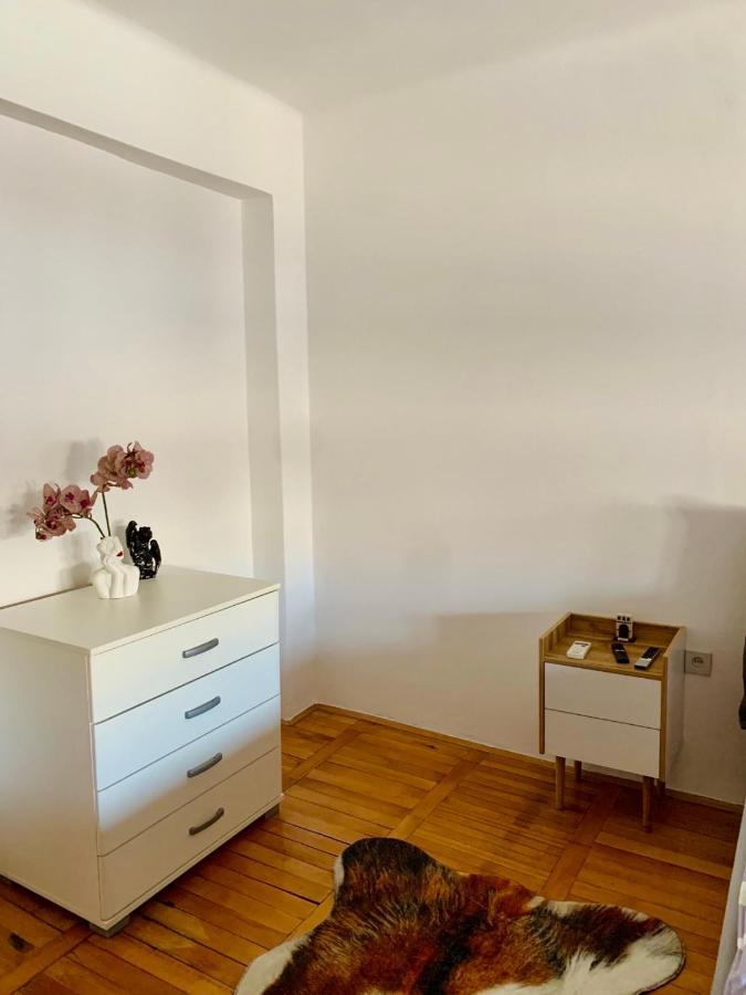 City Center Square Deluxe Nest Подгориця Екстер'єр фото