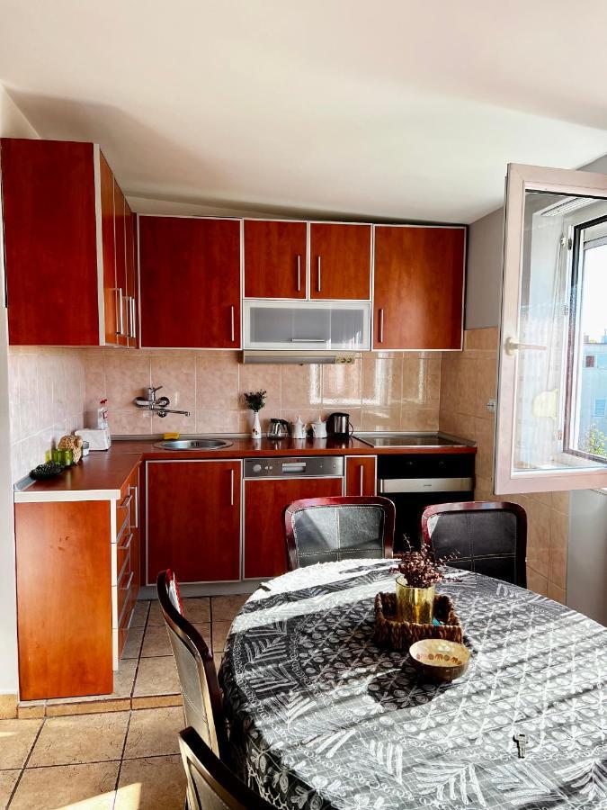 City Center Square Deluxe Nest Подгориця Екстер'єр фото